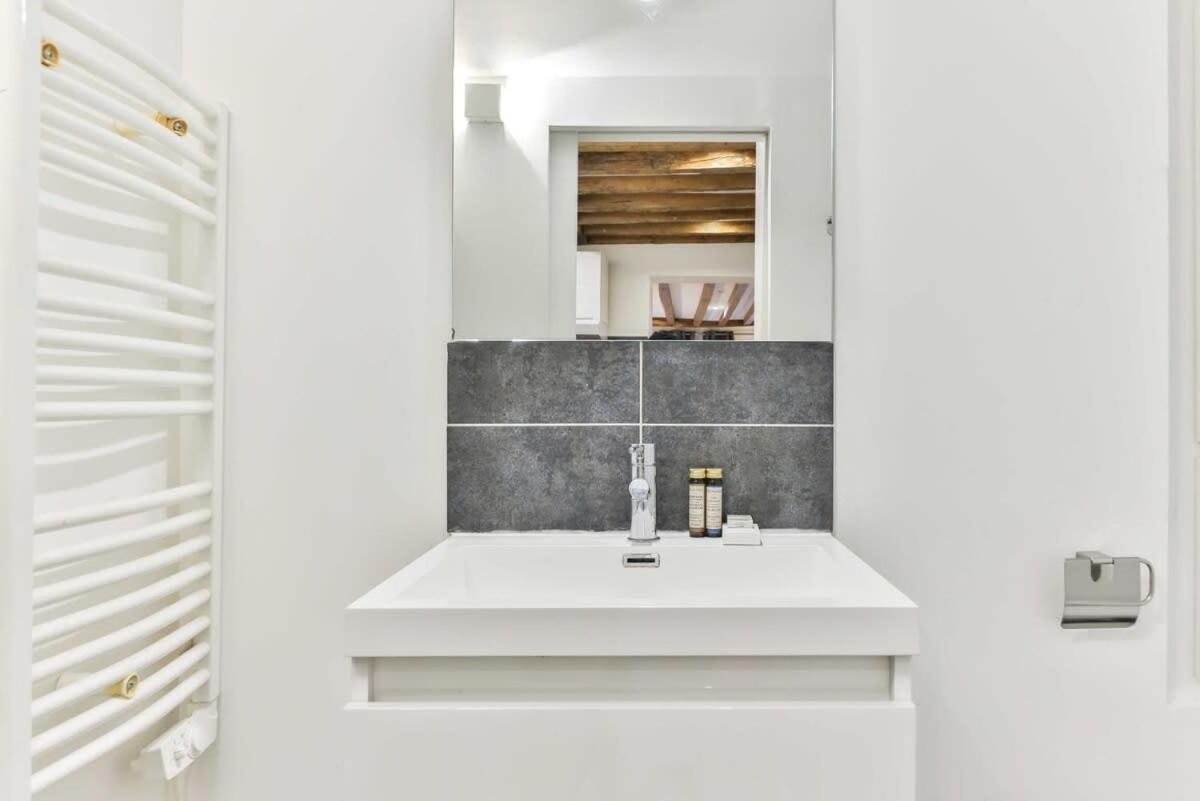 Dazzling Studio Caire Paris Exterior foto